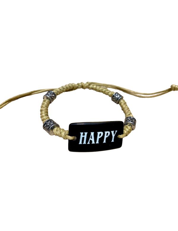 Armbandje met de tekst "Happy" Beige