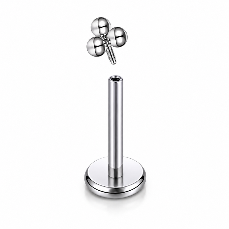 Labret Piercing Tripple Ball Push in Zilverkleurig