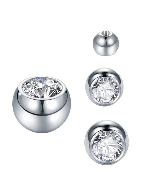 Piercing balletje 5mm met Steentje Piercing balletje 5mm met Steentje